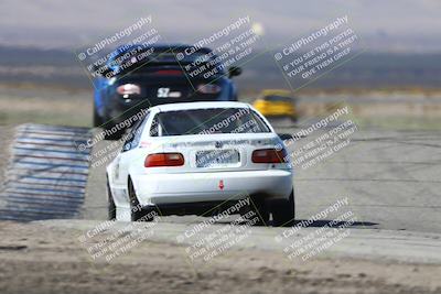 media/Oct-26-2025-CalClub SCCA (Sun) [[8ce1e69566]]/Group 2/Grapevine/